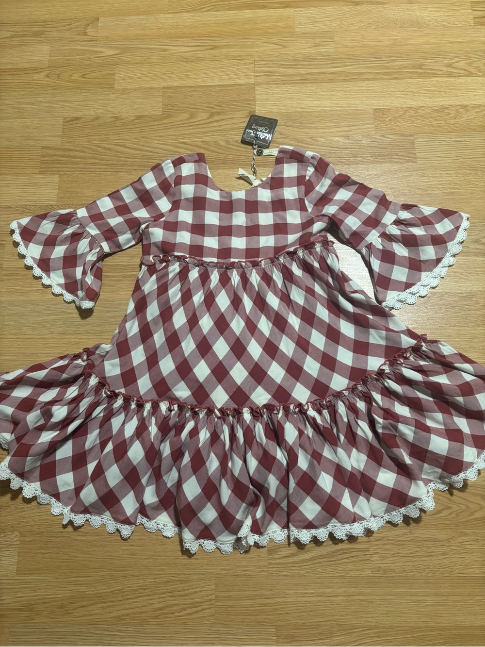 New “Matilda Jane” dress size 8 with tag and extra button